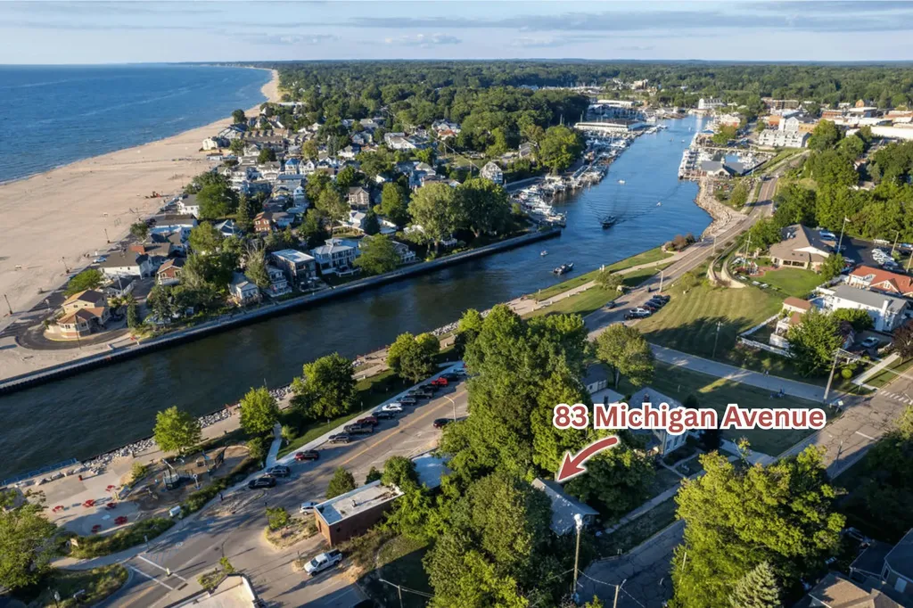 83 Michigan Avenue South Haven City MI 49090
