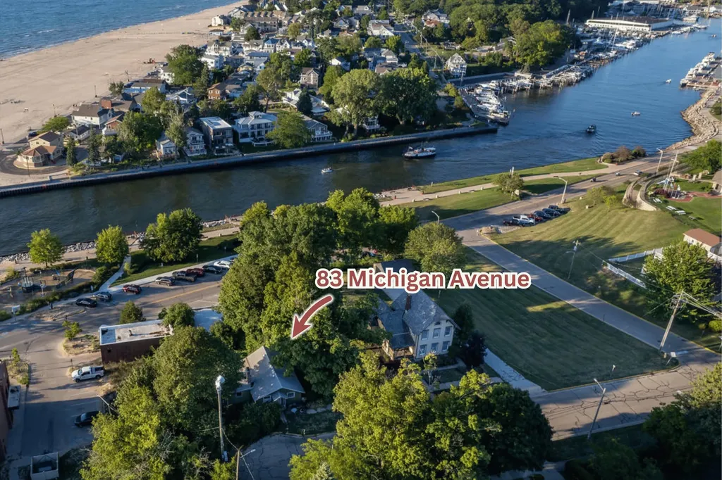 83 Michigan Avenue South Haven City MI 49090