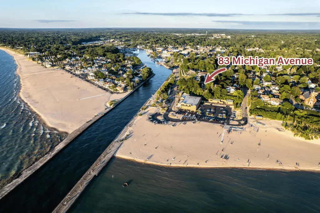 83 Michigan Avenue South Haven City MI 49090