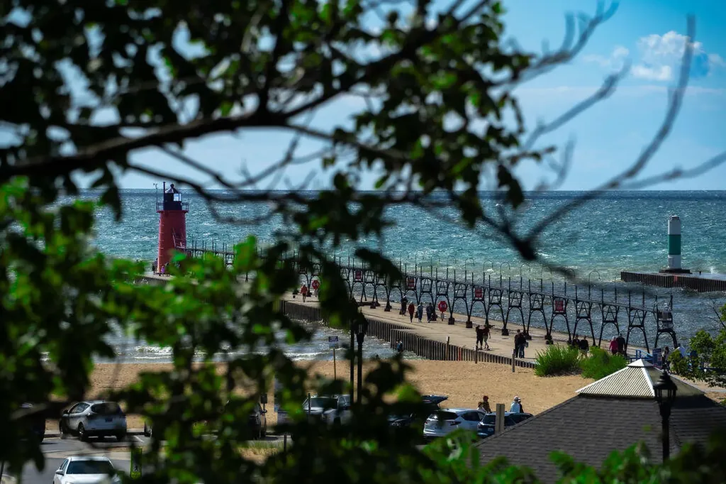 83 Michigan Avenue South Haven City MI 49090