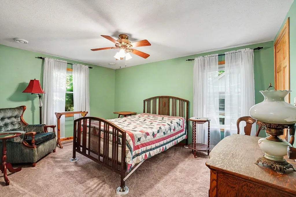 126 48th Street Lee Township MI 49056