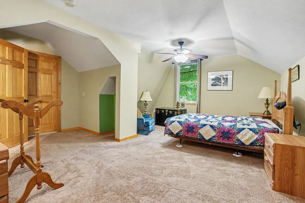 126 48th Street Lee Township MI 49056