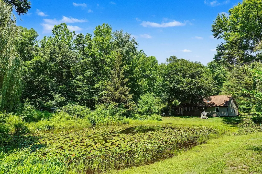 126 48th Street Lee Township MI 49056