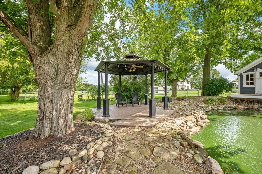 56777 M-51 S Pokagon Township MI 49047