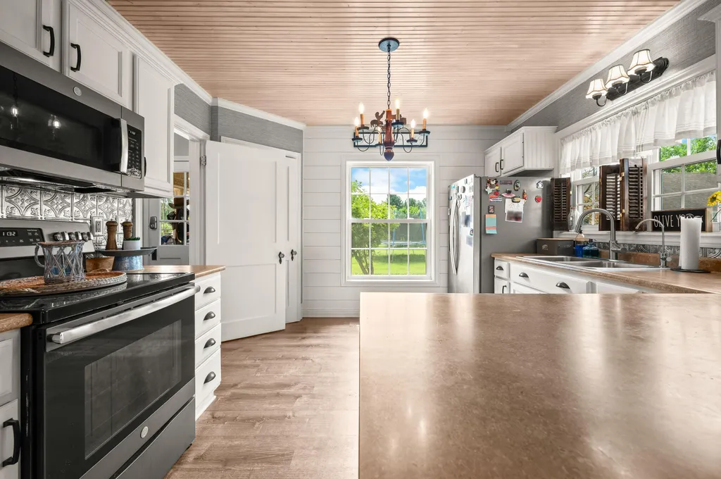 56777 M-51 S Pokagon Township MI 49047