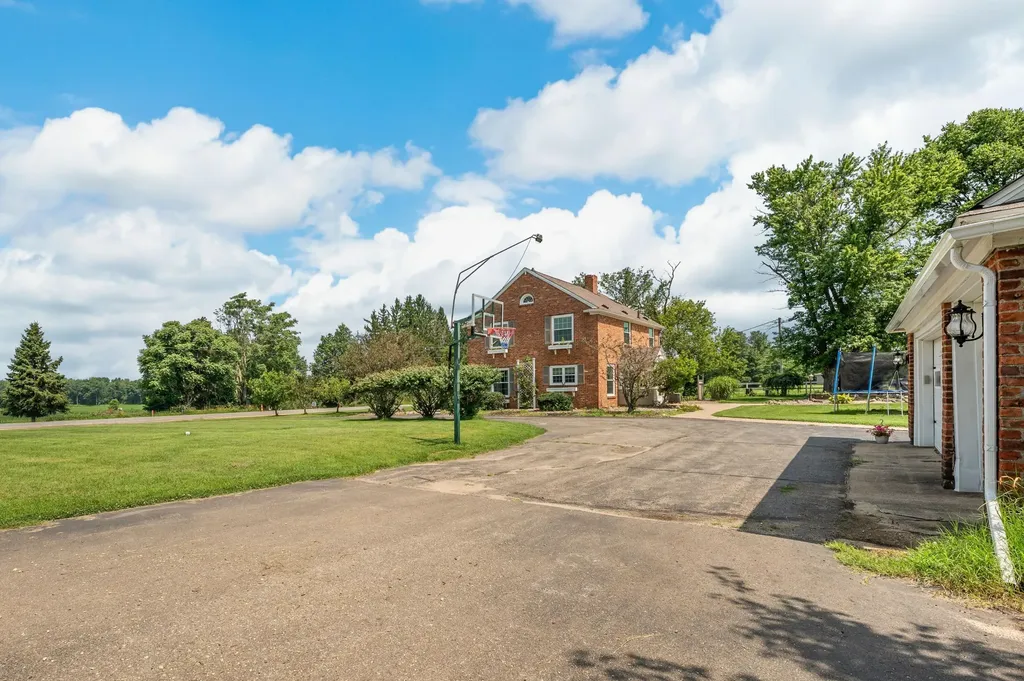 56777 M-51 S Pokagon Township MI 49047