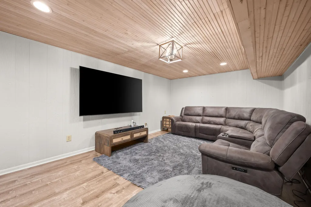 56777 M-51 S Pokagon Township MI 49047