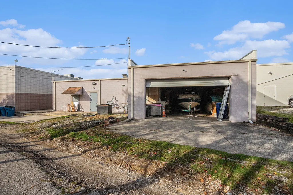 2931-2945 Niles Avenue St. Joseph City MI 49085