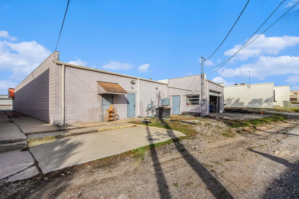 2931-2945 Niles Avenue St. Joseph City MI 49085