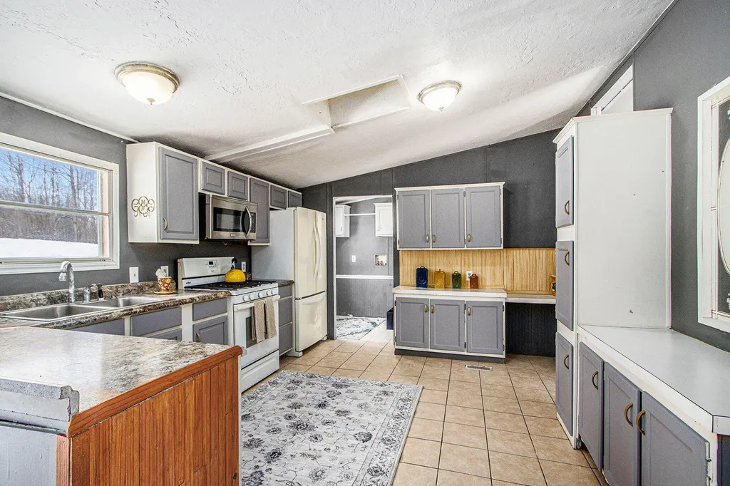 45717 64th Avenue Paw Paw Township MI 49079