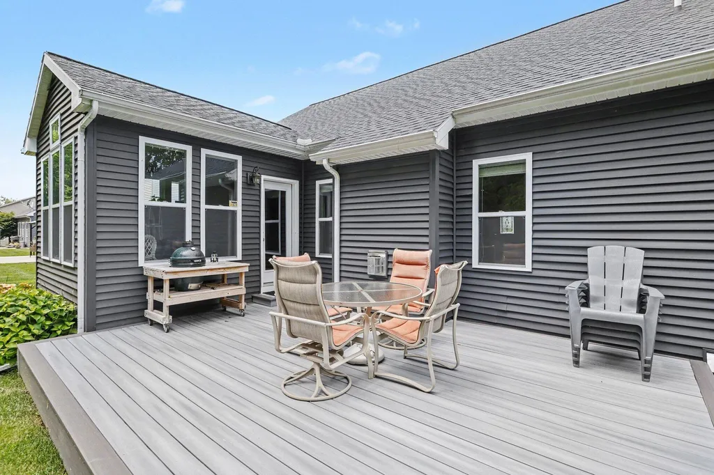 21029 Diamond Harbor Court Cassopolis Village MI 49031