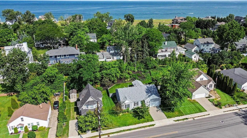 416 Upton Drive St. Joseph City MI 49085