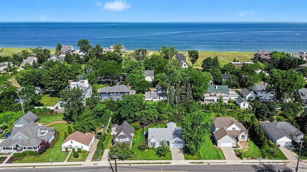 416 Upton Drive St. Joseph City MI 49085