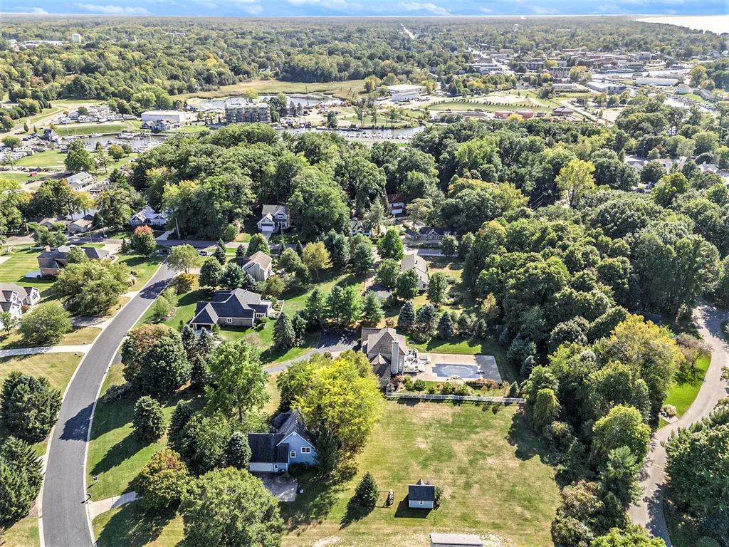 507 Lena Drive South Haven City MI 49090