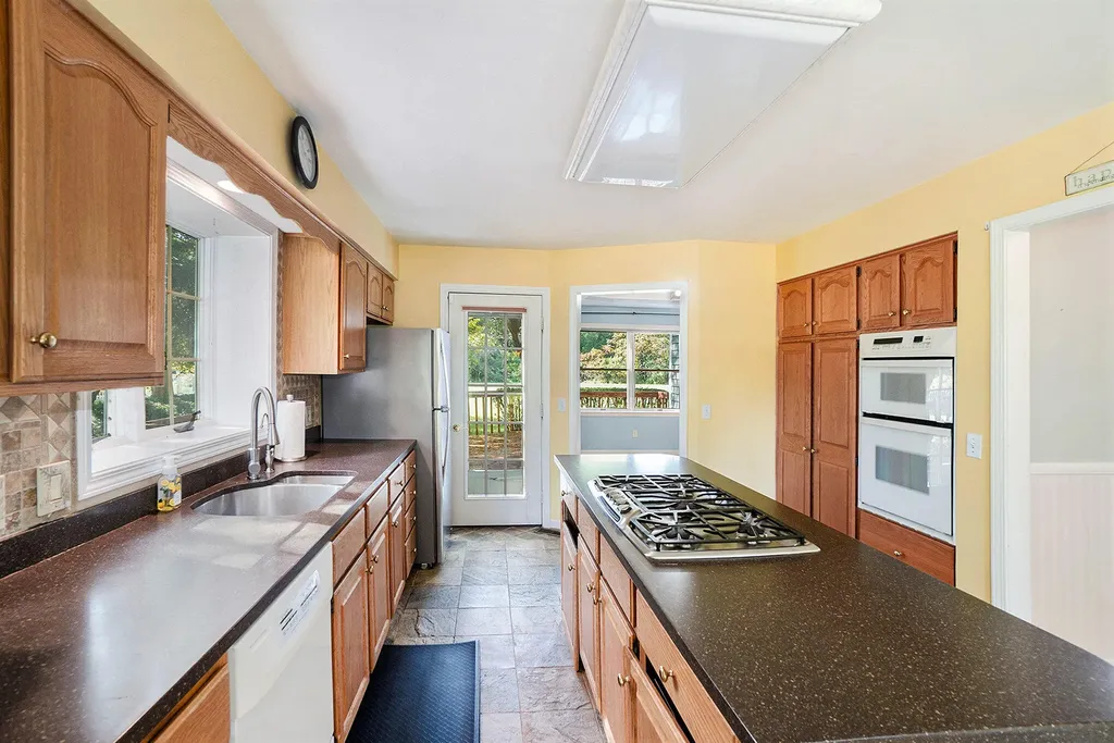 507 Lena Drive South Haven City MI 49090
