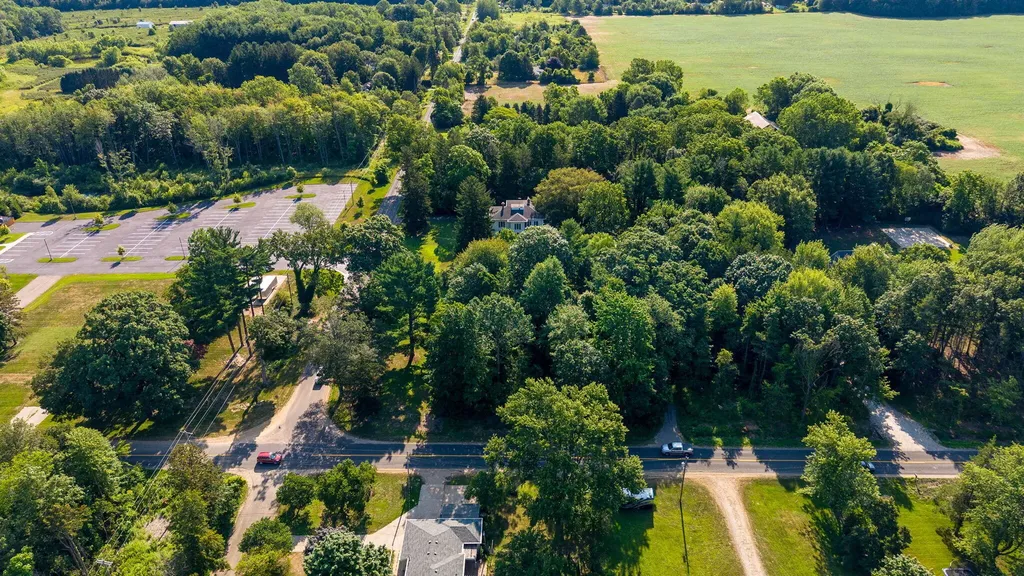 72861 8th Avenue South Haven Charter Township MI 49090