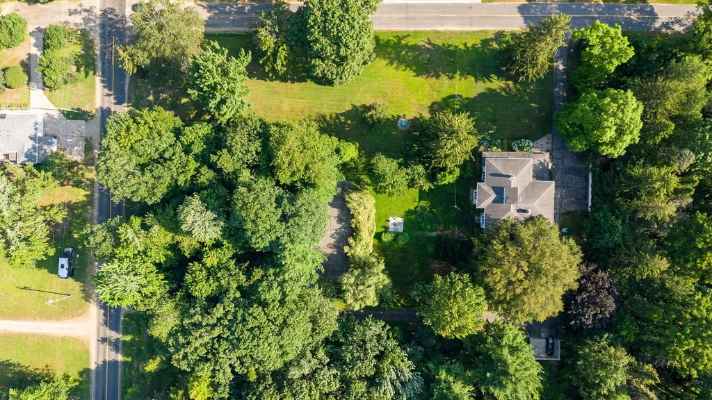 72861 8th Avenue South Haven Charter Township MI 49090