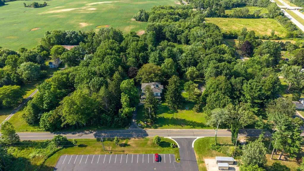 72861 8th Avenue South Haven Charter Township MI 49090