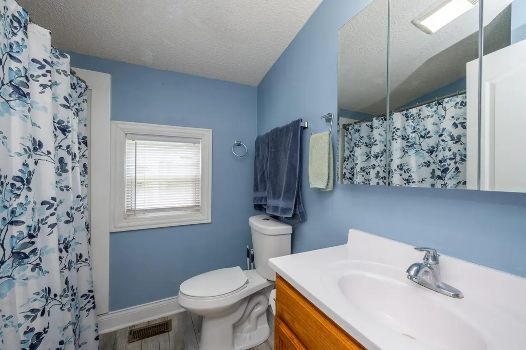 216 Congress Street Watervliet City MI 49098