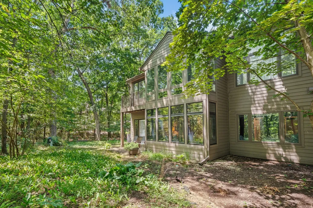 1501 W Water Street New Buffalo Township MI 49117