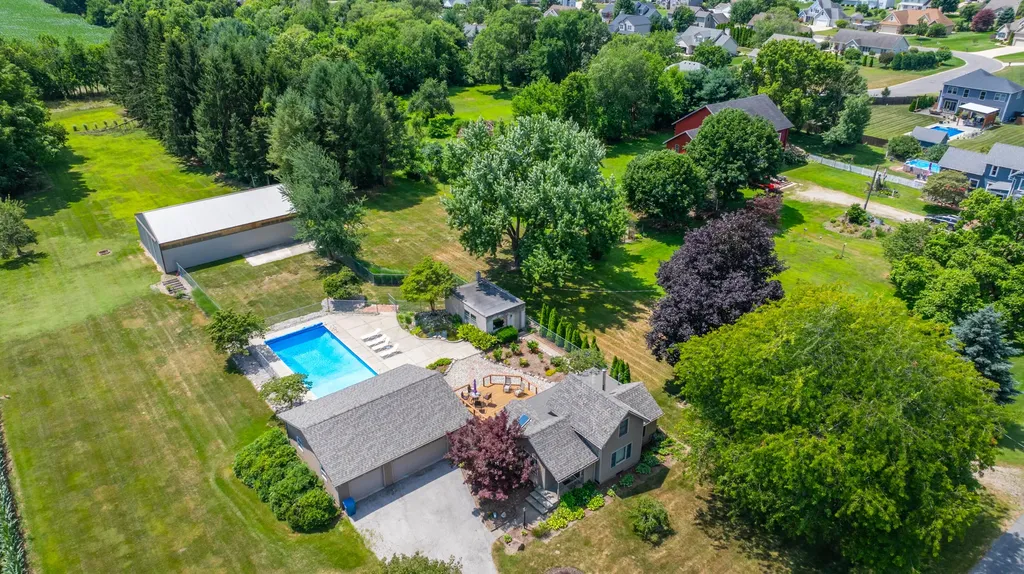 1314 Miners Road Royalton Township MI 49085