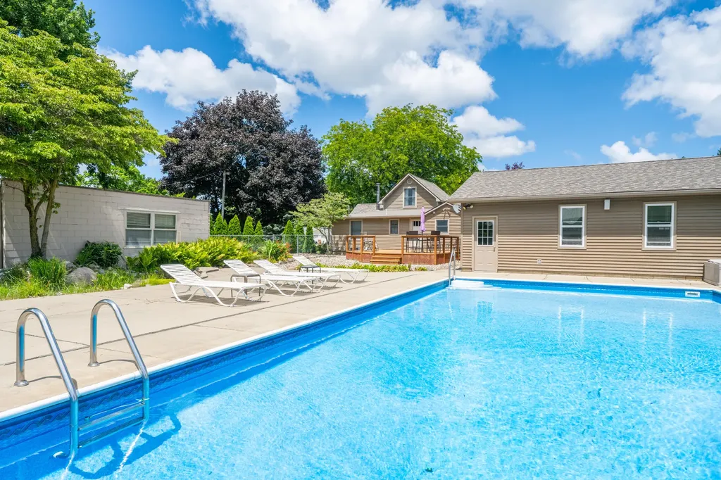 1314 Miners Road Royalton Township MI 49085