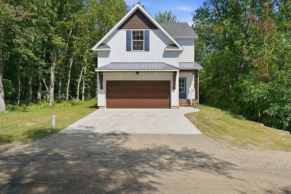 453 Sunset Parkway Casco Township MI 49090