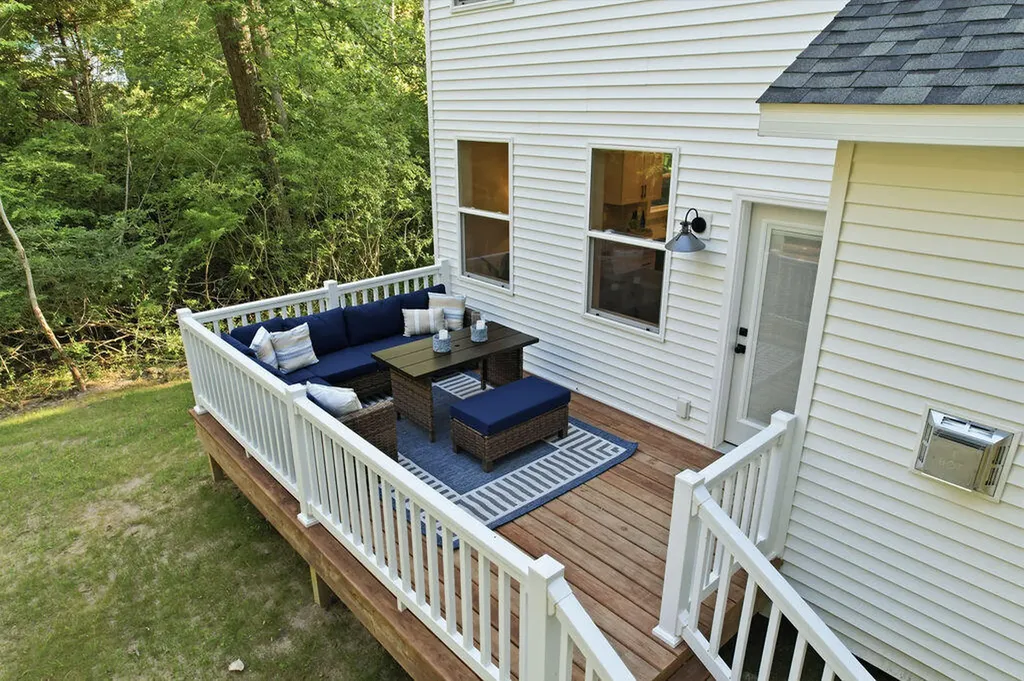 453 Sunset Parkway Casco Township MI 49090