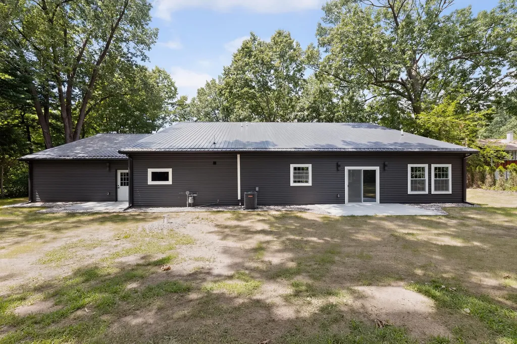 3153 College Street Niles Township MI 49120