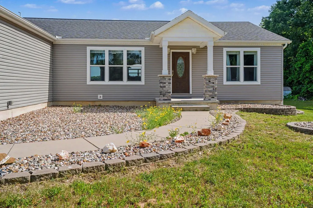 3170 Pine Lake Street Howard Township MI 49120