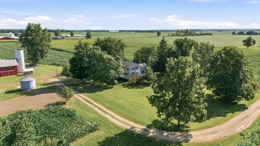 4985 W Gilpin Road Three Oaks Township MI 49128