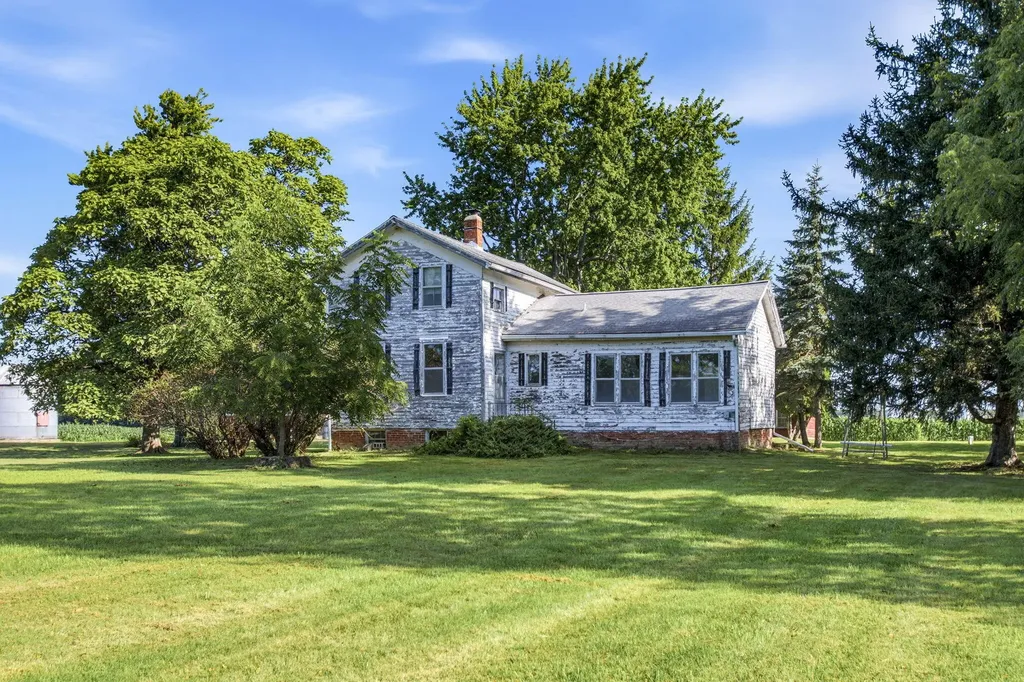 4985 W Gilpin Road Three Oaks Township MI 49128