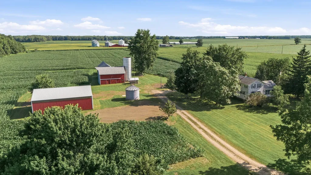 4985 W Gilpin Road Three Oaks Township MI 49128