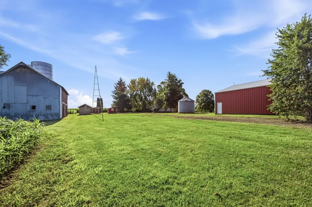 4985 W Gilpin Road Three Oaks Township MI 49128