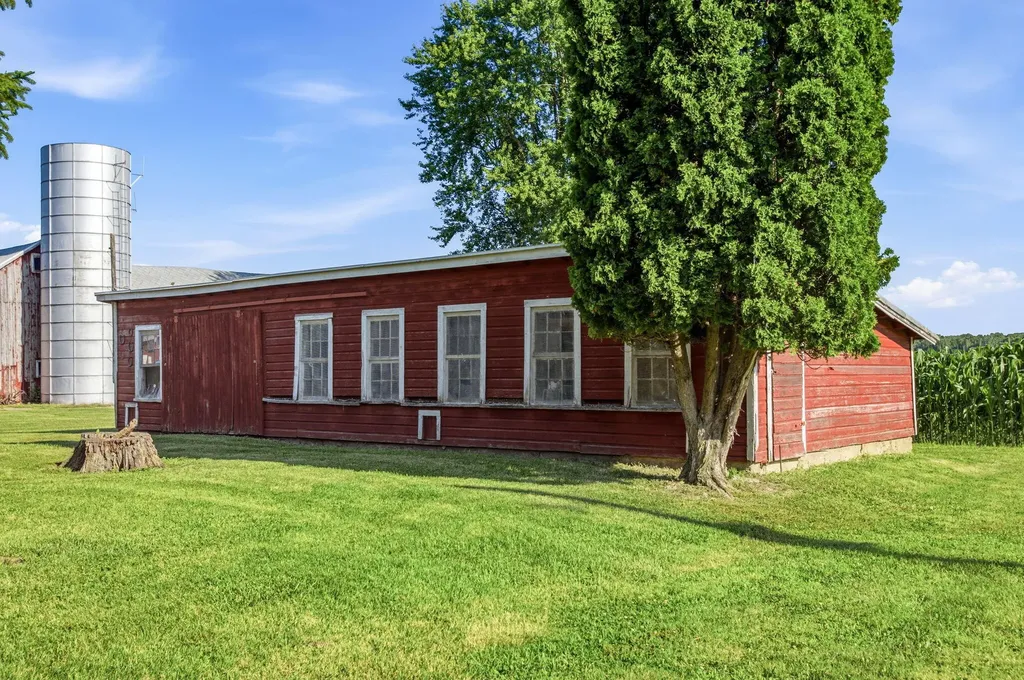 4985 W Gilpin Road Three Oaks Township MI 49128