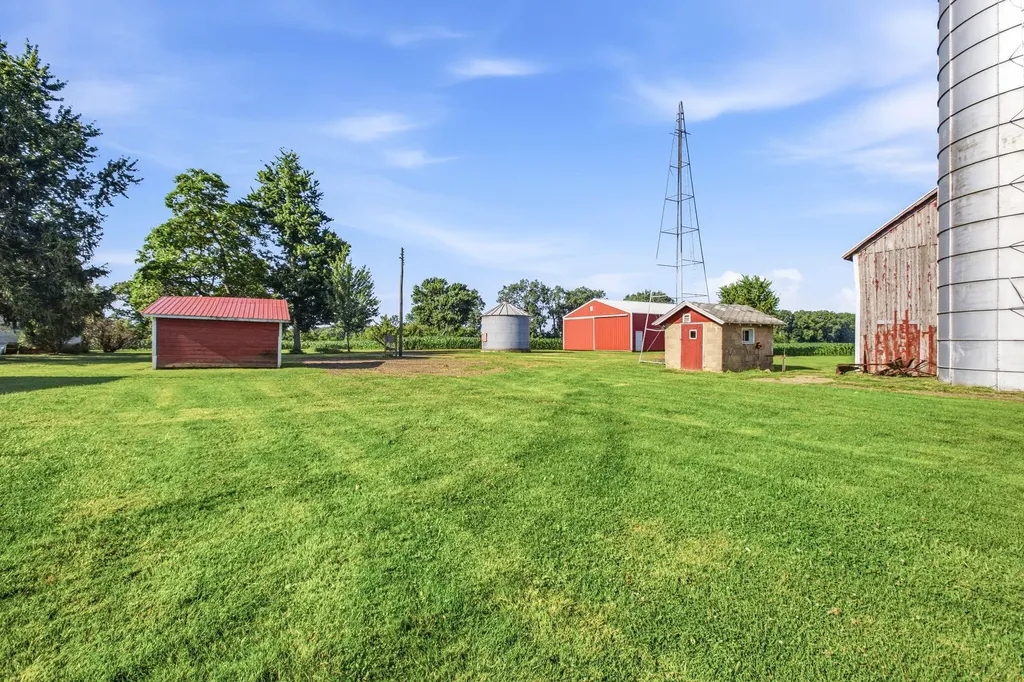 4985 W Gilpin Road Three Oaks Township MI 49128