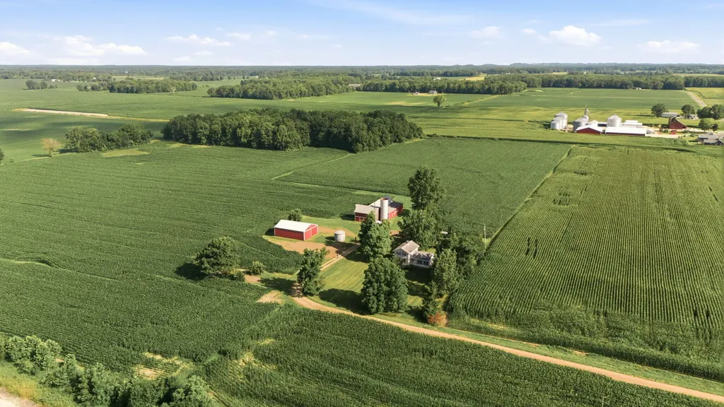 4985 W Gilpin Road Three Oaks Township MI 49128