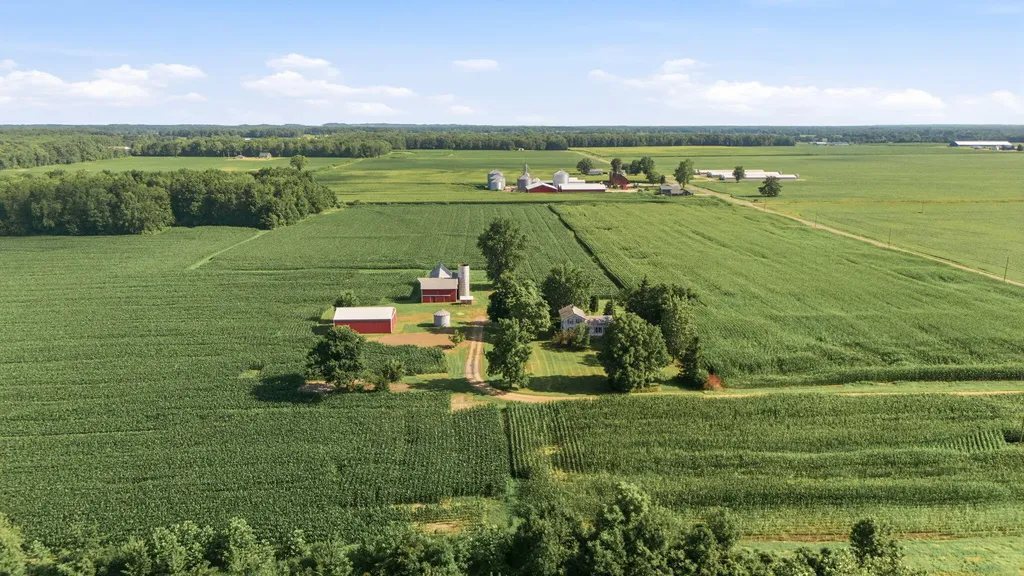 4985 W Gilpin Road Three Oaks Township MI 49128