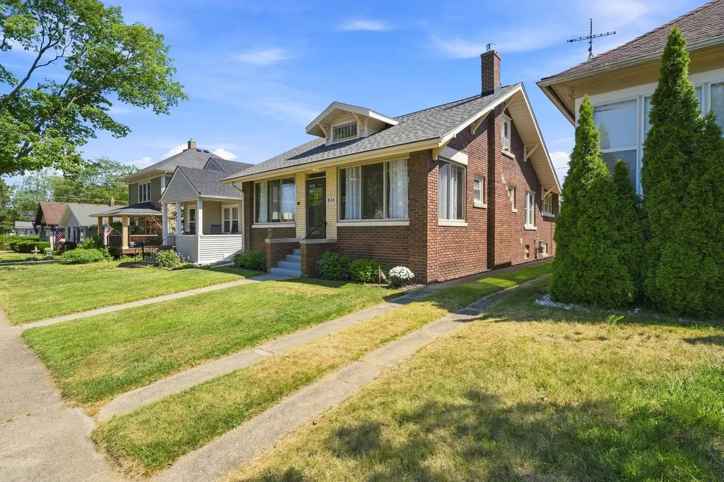 834 Lewis Avenue St. Joseph City MI 49085