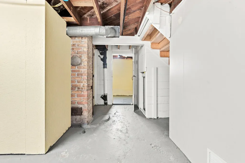 834 Lewis Avenue St. Joseph City MI 49085