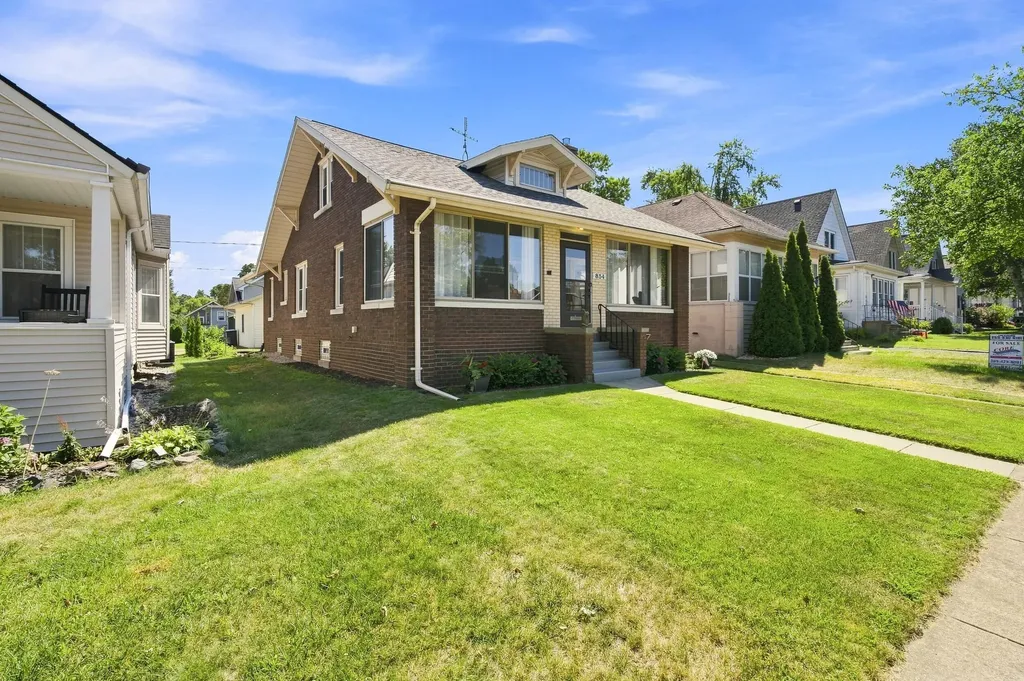 834 Lewis Avenue St. Joseph City MI 49085