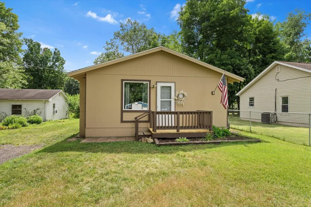 70324 Fairfield Drive Ontwa Township MI 49112