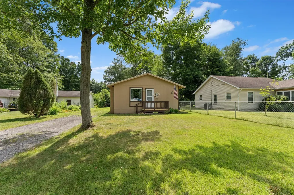 70324 Fairfield Drive Ontwa Township MI 49112