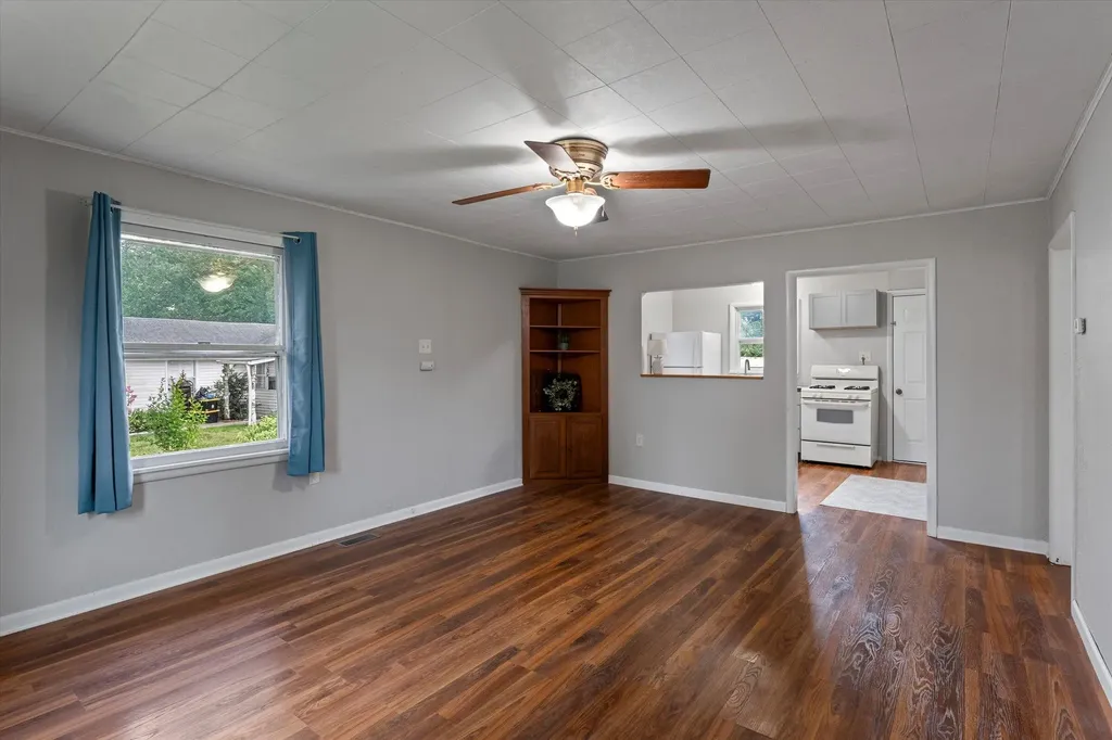 70324 Fairfield Drive Ontwa Township MI 49112