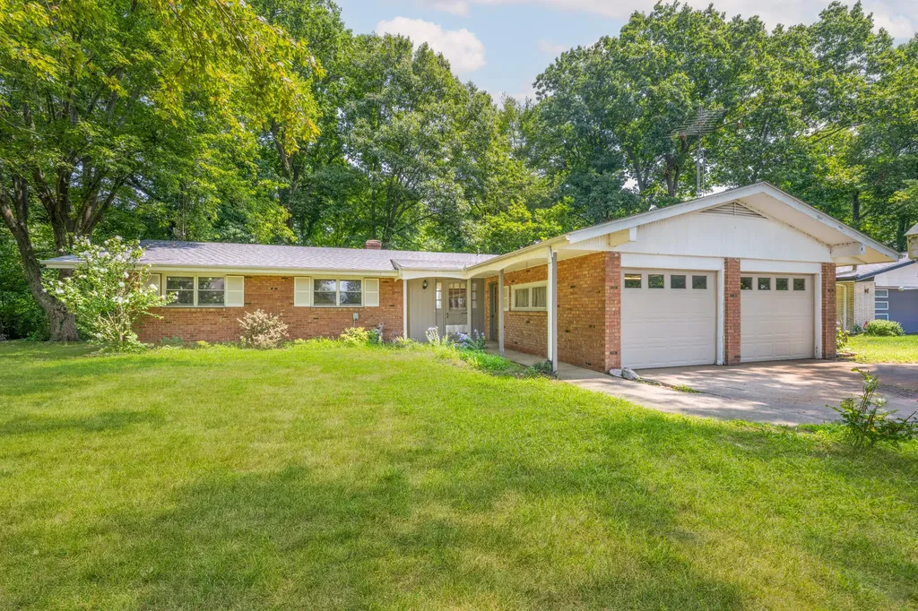4453 Chaparral Road Royalton Township MI 49085