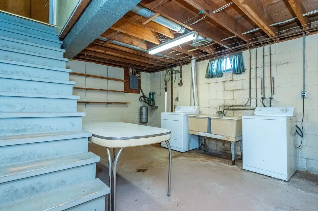 5432 S Roosevelt Road Lincoln Charter Township MI 49127
