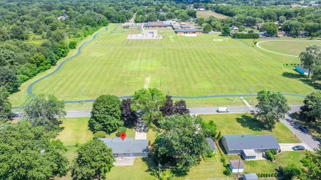 5432 S Roosevelt Road Lincoln Charter Township MI 49127