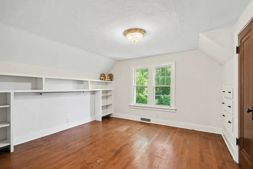 1549 Broadway Benton Charter Township MI 49022