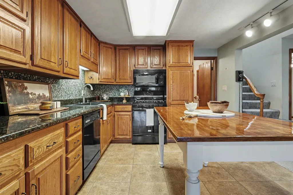 70219 Hilltop Drive Porter Township MI 49130