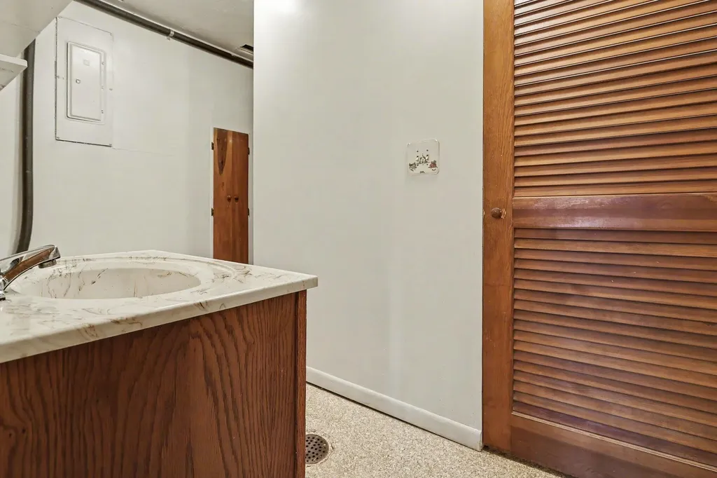70219 Hilltop Drive Porter Township MI 49130